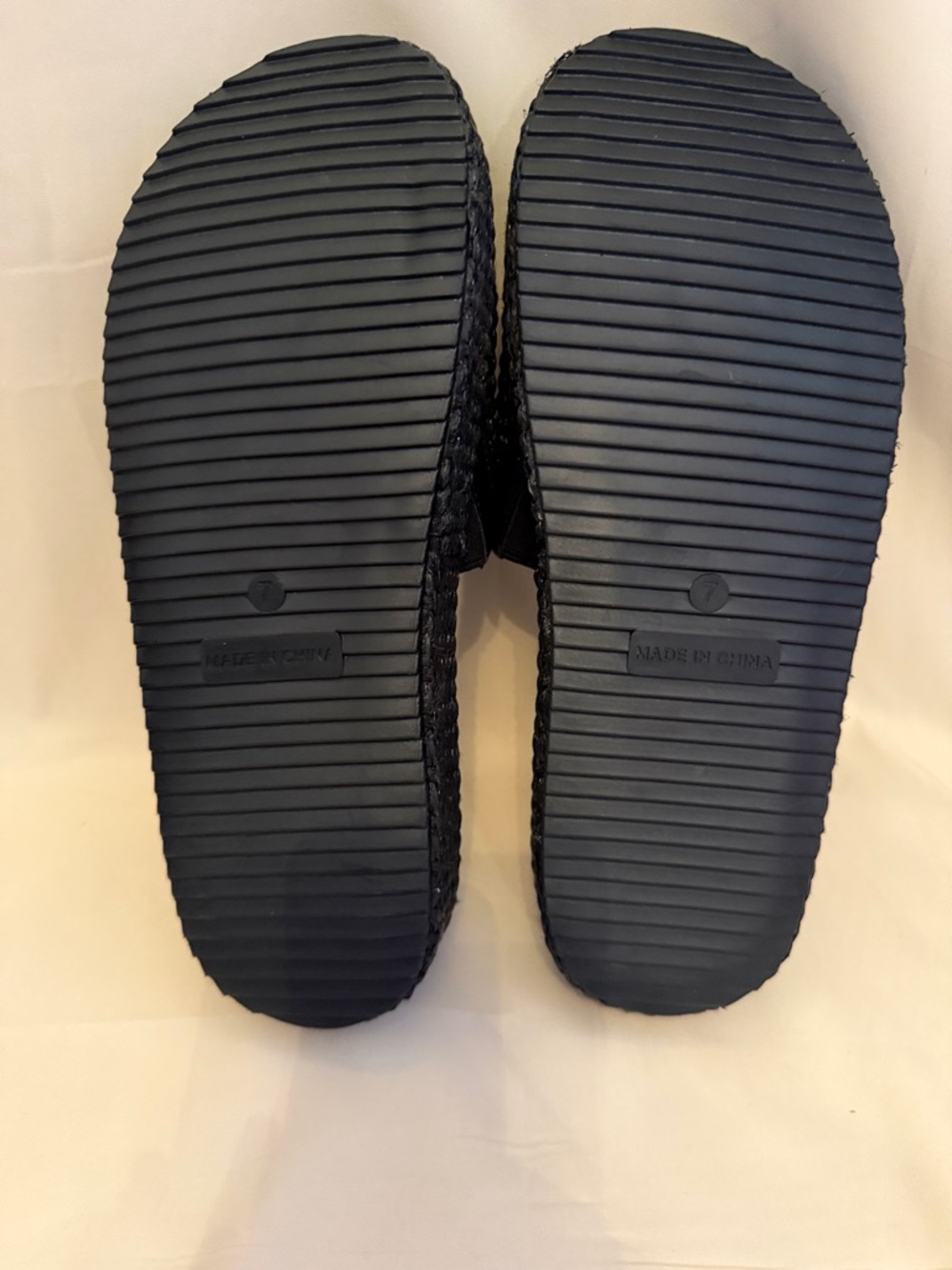 Black Woven Platform Slide Sandals - Women's - Picture 3 of 6